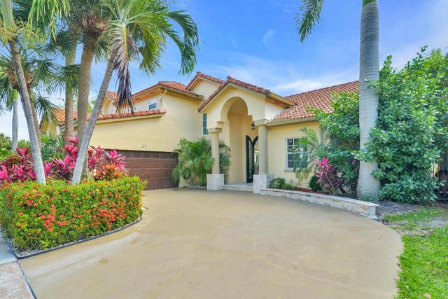 10900 Haydn Drive, Boca Raton, FL 33498