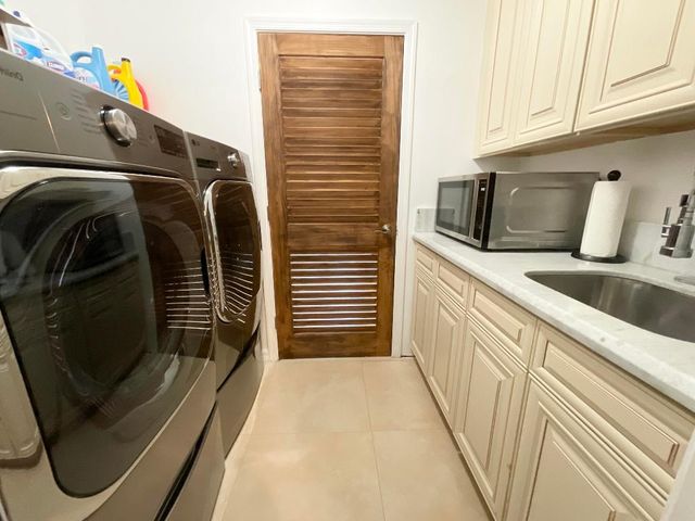 10900 Haydn Drive, Boca Raton, FL 33498