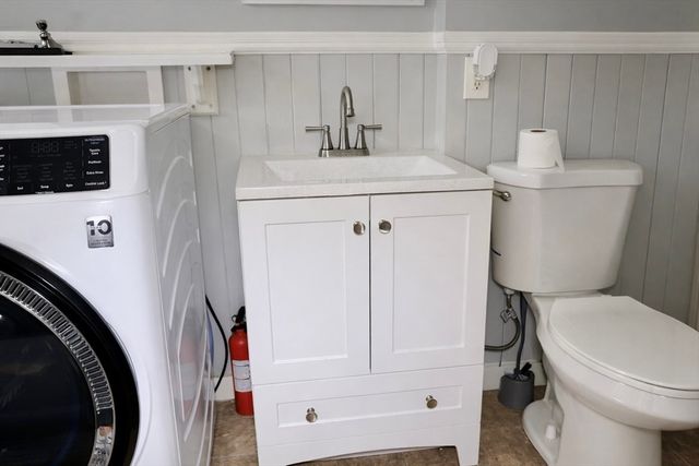 17 Fairview Street, Fitchburg, MA 01420