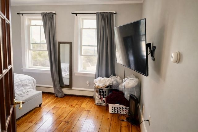 17 Fairview Street, Fitchburg, MA 01420