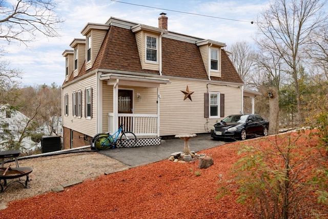 17 Fairview Street, Fitchburg, MA 01420