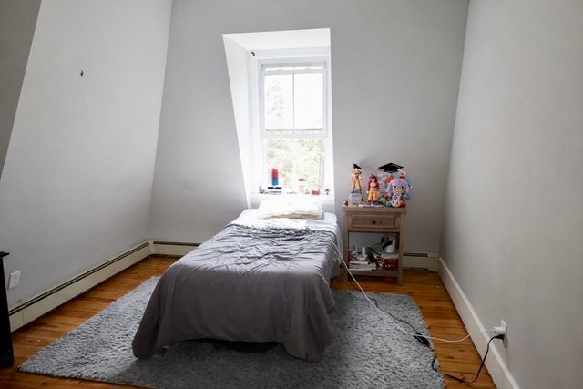 17 Fairview Street, Fitchburg, MA 01420