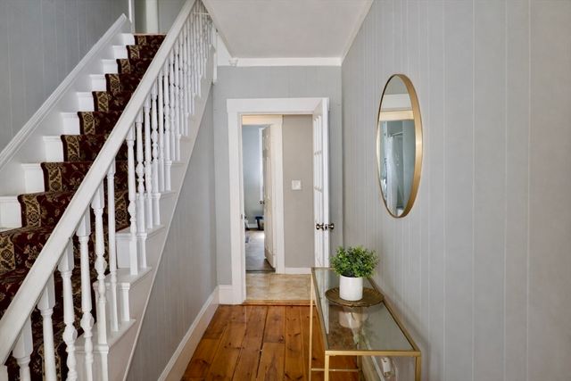 17 Fairview Street, Fitchburg, MA 01420