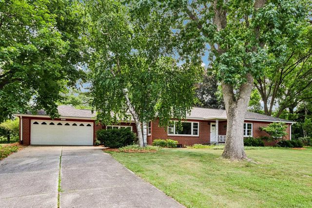 1821 Morgan Terrace, Beloit, WI 53511