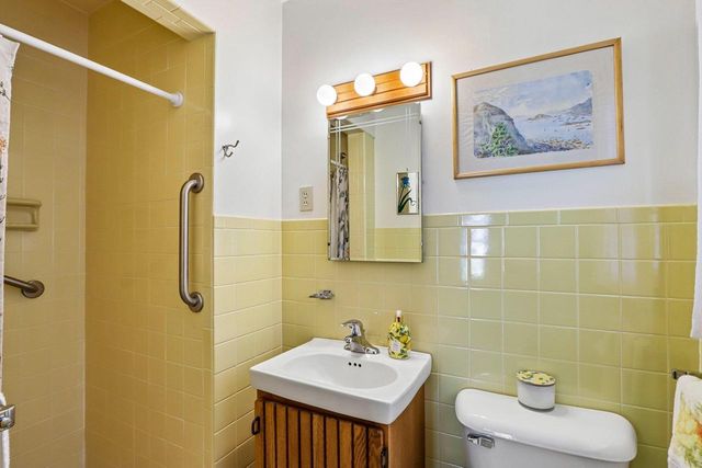 1821 Morgan Terrace, Beloit, WI 53511