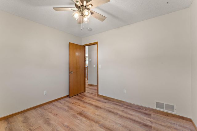 5785 Yucca Lane N, Plymouth, MN 55446