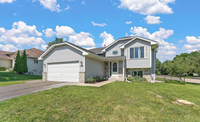 5785 Yucca Lane N, Plymouth, MN 55446