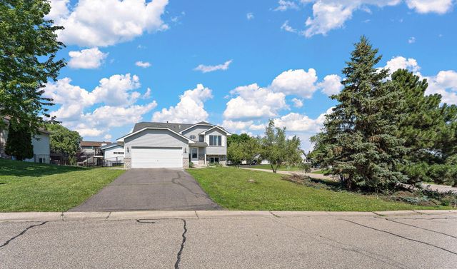5785 Yucca Lane N, Plymouth, MN 55446