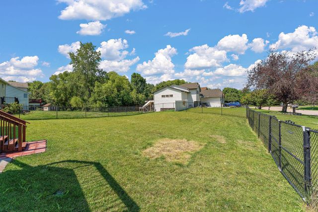 5785 Yucca Lane N, Plymouth, MN 55446