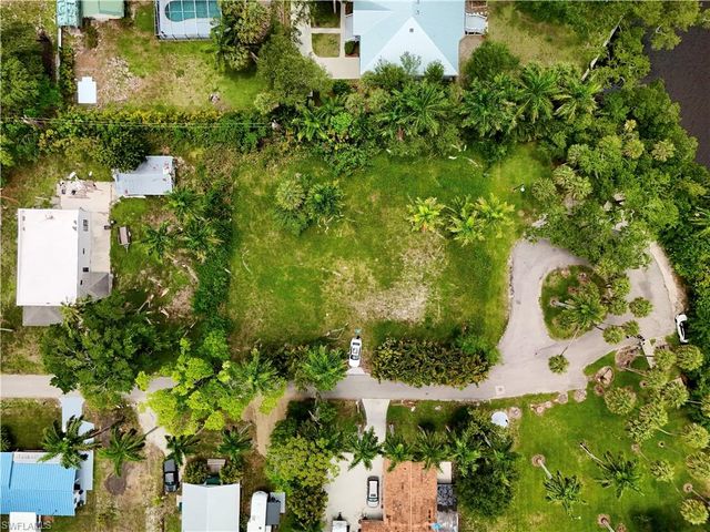 304 Royal Palm Park RD, Fort Myers, FL 33905