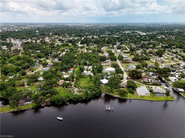 304 Royal Palm Park RD, Fort Myers, FL 33905