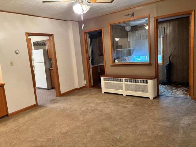 195 S Monroe Street, Thompson, IA 50478