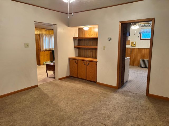 195 S Monroe Street, Thompson, IA 50478
