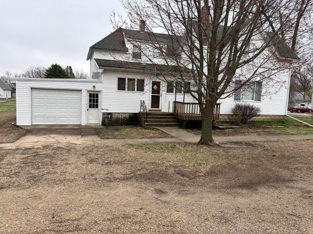 195 S Monroe Street, Thompson, IA 50478