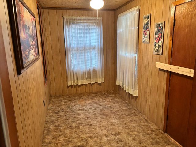 195 S Monroe Street, Thompson, IA 50478