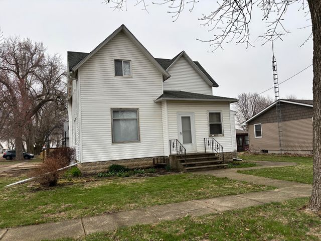 195 S Monroe Street, Thompson, IA 50478