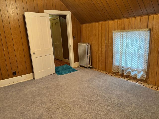 195 S Monroe Street, Thompson, IA 50478