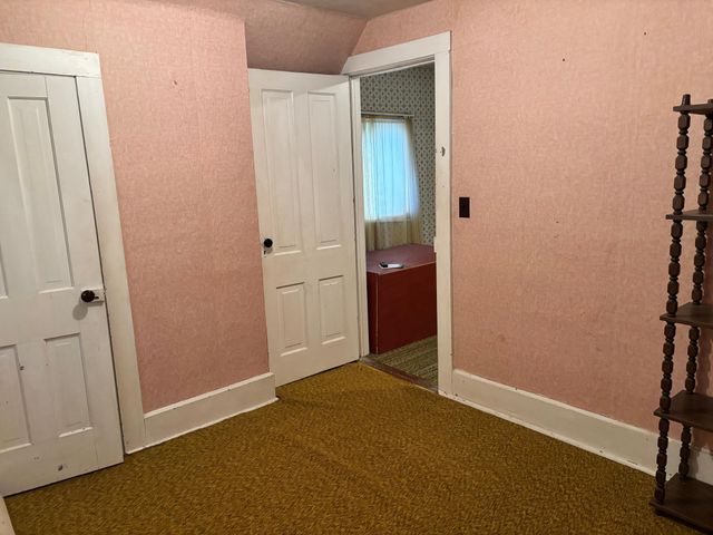 195 S Monroe Street, Thompson, IA 50478