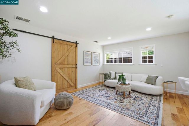 1812 Donna Dr, Pleasant Hill, CA 94523