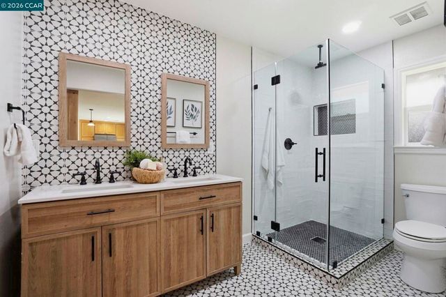 1812 Donna Dr, Pleasant Hill, CA 94523