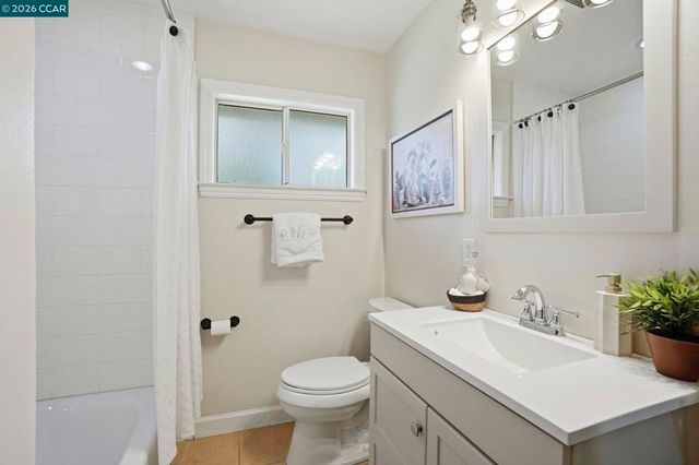 1812 Donna Dr, Pleasant Hill, CA 94523