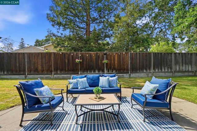 1812 Donna Dr, Pleasant Hill, CA 94523