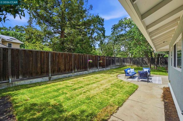 1812 Donna Dr, Pleasant Hill, CA 94523