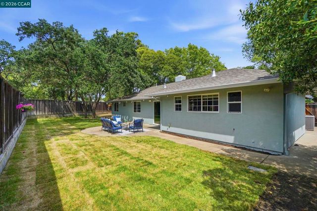 1812 Donna Dr, Pleasant Hill, CA 94523