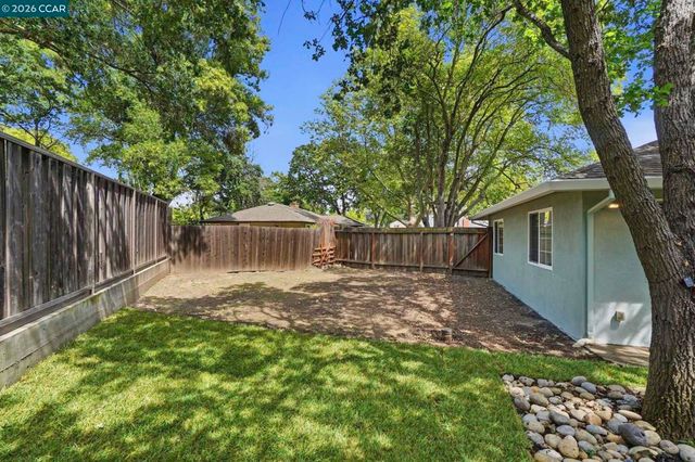1812 Donna Dr, Pleasant Hill, CA 94523