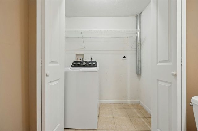 152 Worcester St 4, West Boylston, MA 01583