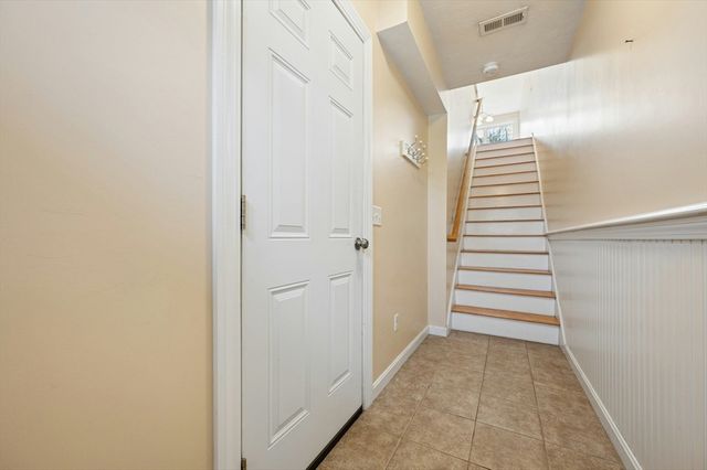 152 Worcester St 4, West Boylston, MA 01583