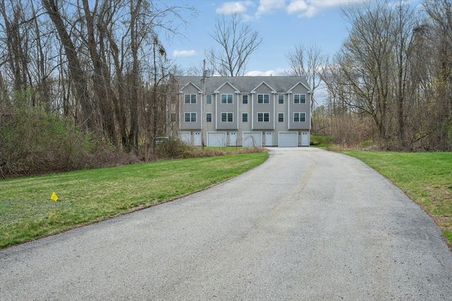 152 Worcester St 4, West Boylston, MA 01583