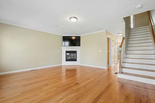 152 Worcester St 4, West Boylston, MA 01583