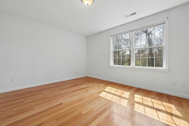 152 Worcester St 4, West Boylston, MA 01583