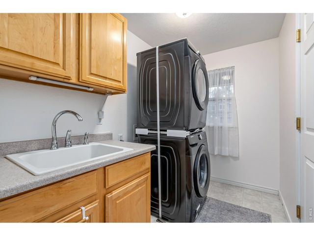 632 Agate Ct, Fort Collins, CO 80525