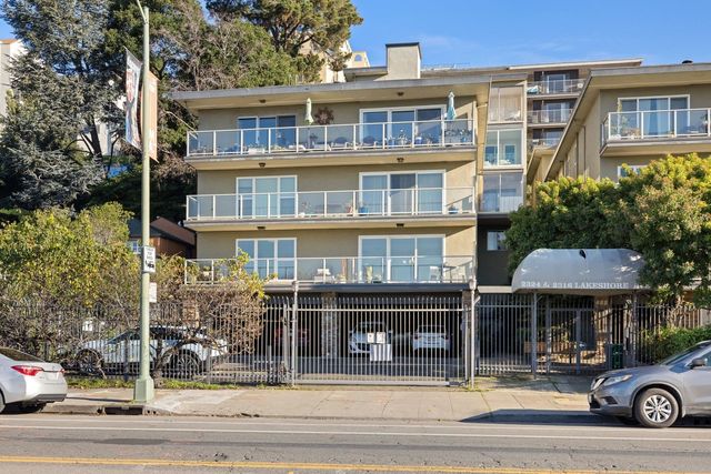 2324 Lakeshore Ave, Oakland, CA 94606