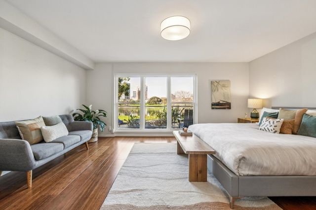 2324 Lakeshore Ave, Oakland, CA 94606