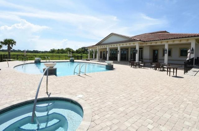 4 MENORCA WAY, Palm Coast, FL 32137