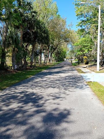 109 FERN DRIVE, Debary, FL 32713