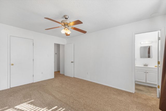 10804 Guadiana Place SW, Albuquerque, NM 87121