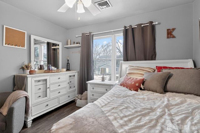 9 Diamond Court, East Brunswick, NJ 08816