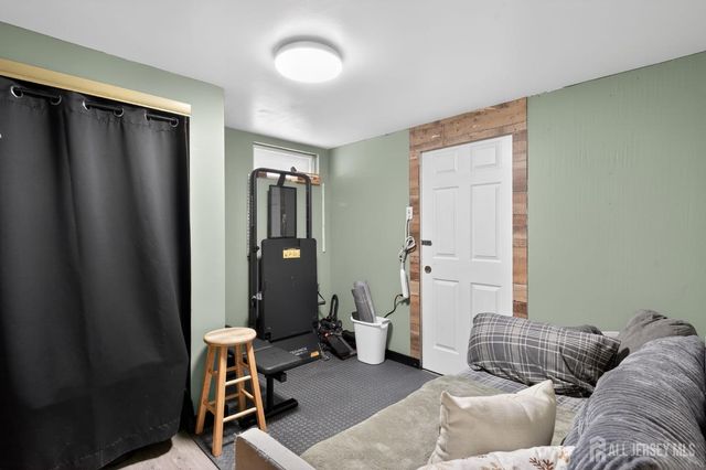 9 Diamond Court, East Brunswick, NJ 08816