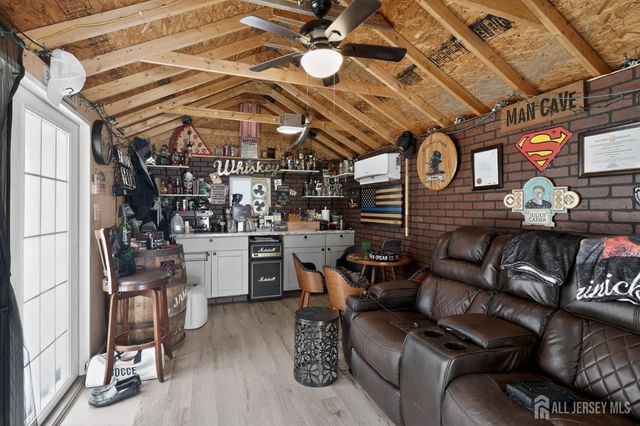 9 Diamond Court, East Brunswick, NJ 08816