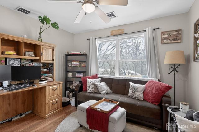 9 Diamond Court, East Brunswick, NJ 08816