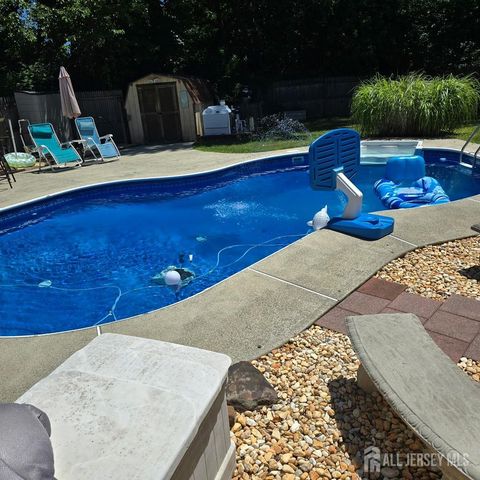 9 Diamond Court, East Brunswick, NJ 08816