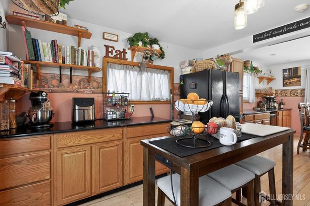 9 Diamond Court, East Brunswick, NJ 08816