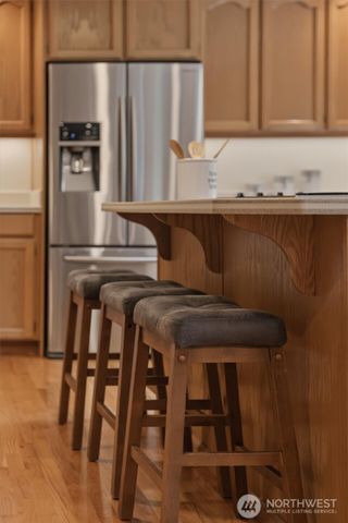 24135 SE 16th Place, Sammamish, WA 98075