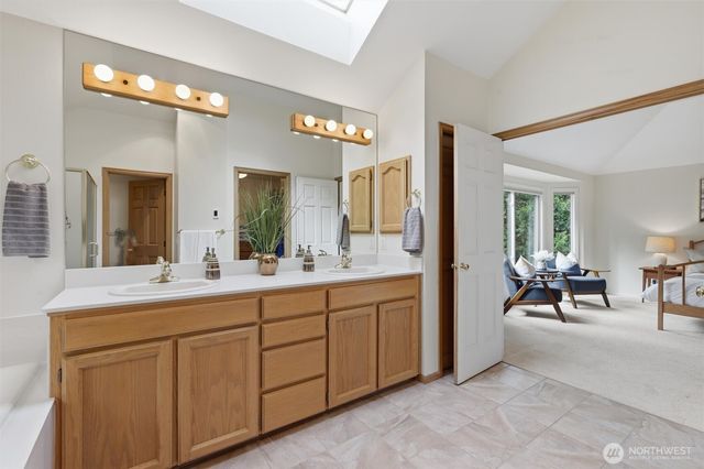 24135 SE 16th Place, Sammamish, WA 98075