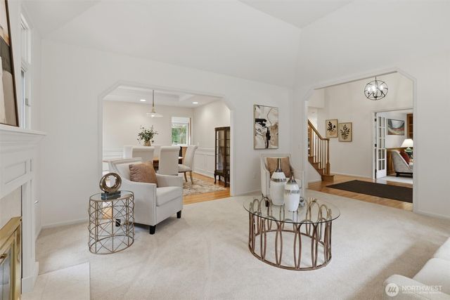 24135 SE 16th Place, Sammamish, WA 98075