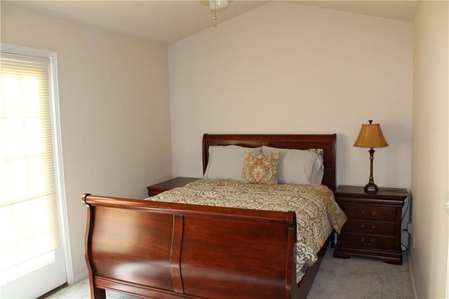 856 Peachtree Drive, Fayetteville, AR 72703